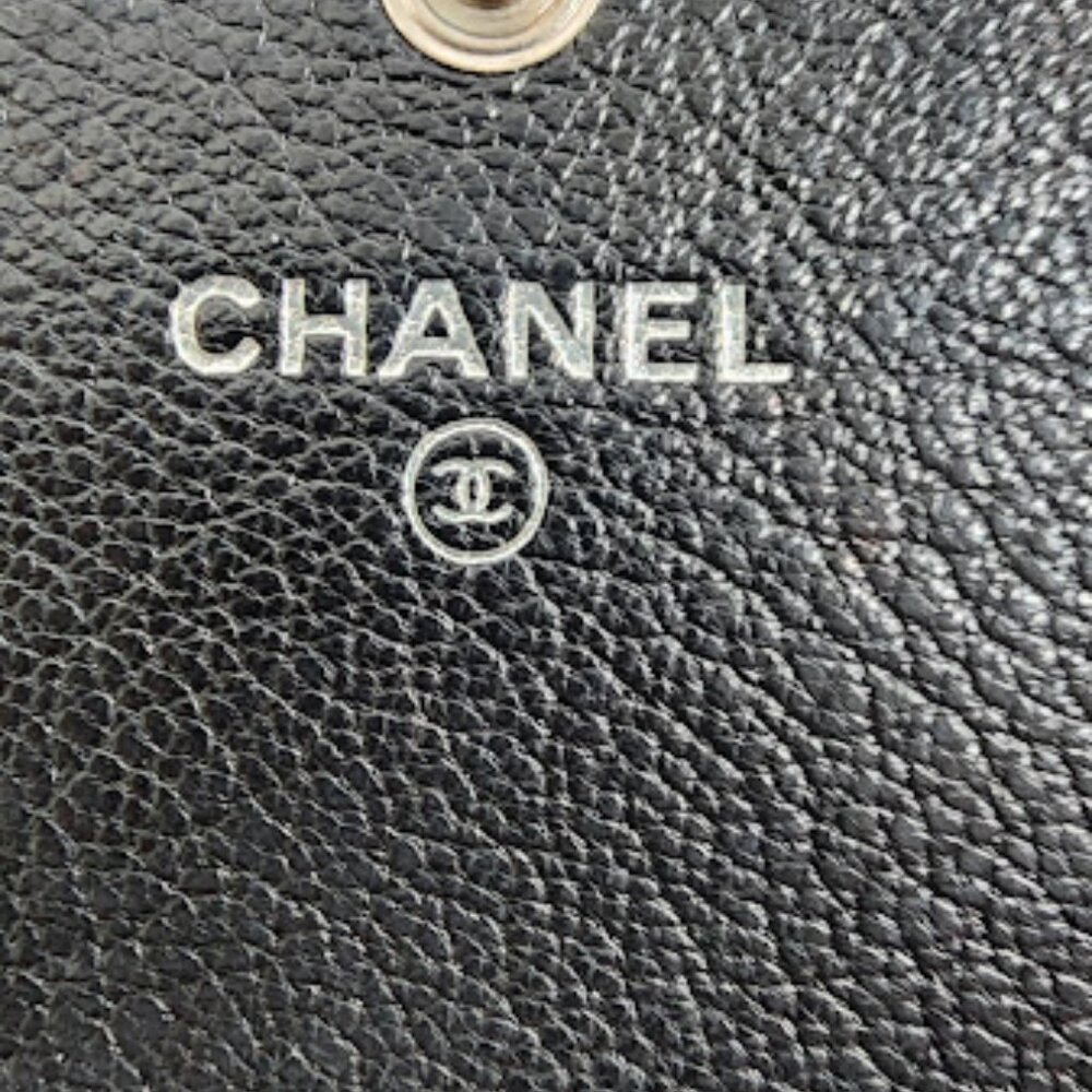 Chanel 2006-2008 Medium flap wallet. Great size! - Picture 13 of 14